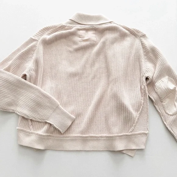 We The Free Sweater Worn Thru Surplus Cardi - Cardigan
Champagne Dream Shacket - Picture 3 of 10